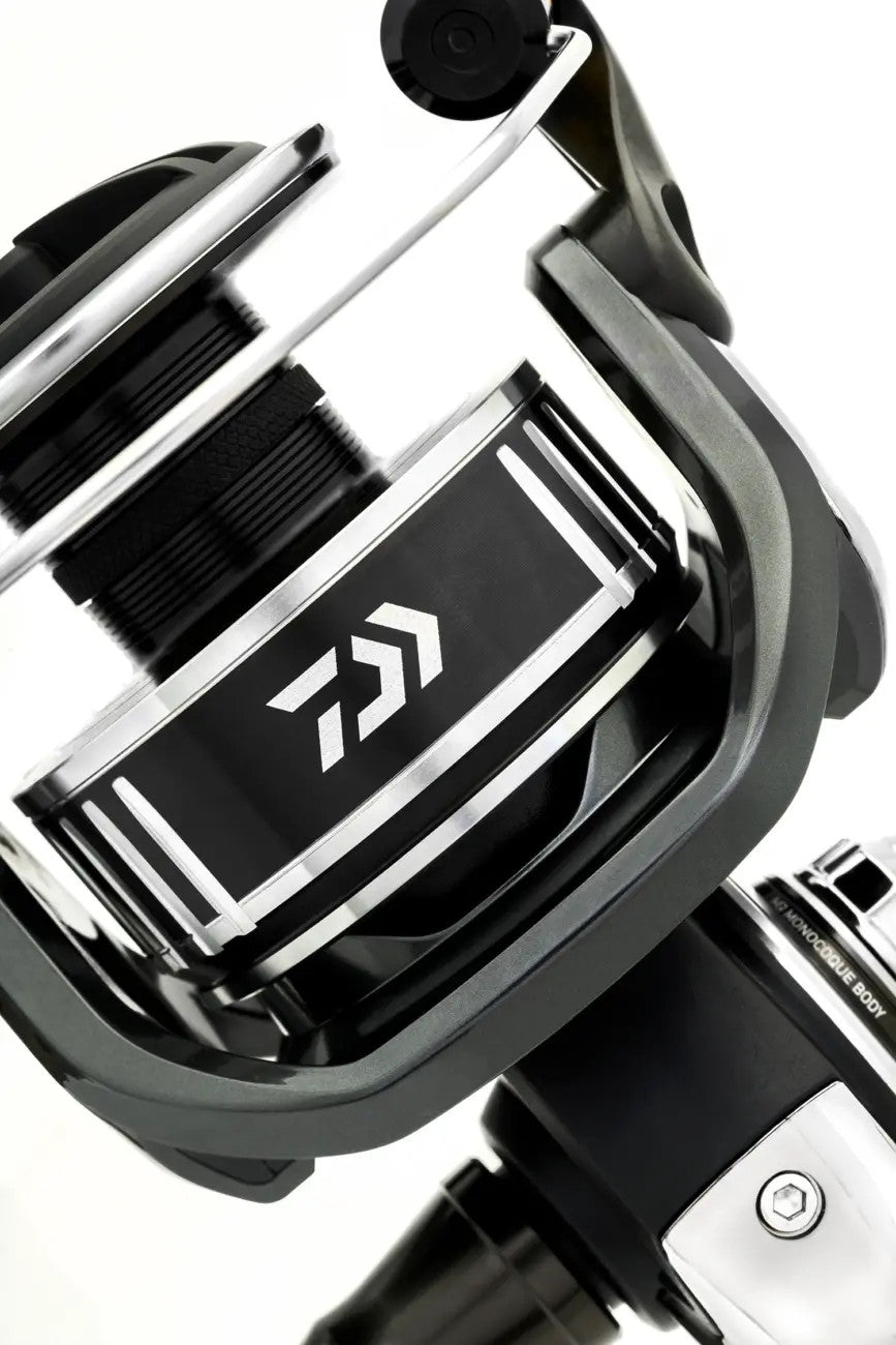 DAIWA 20 BG MONOCOQUE 14000-H